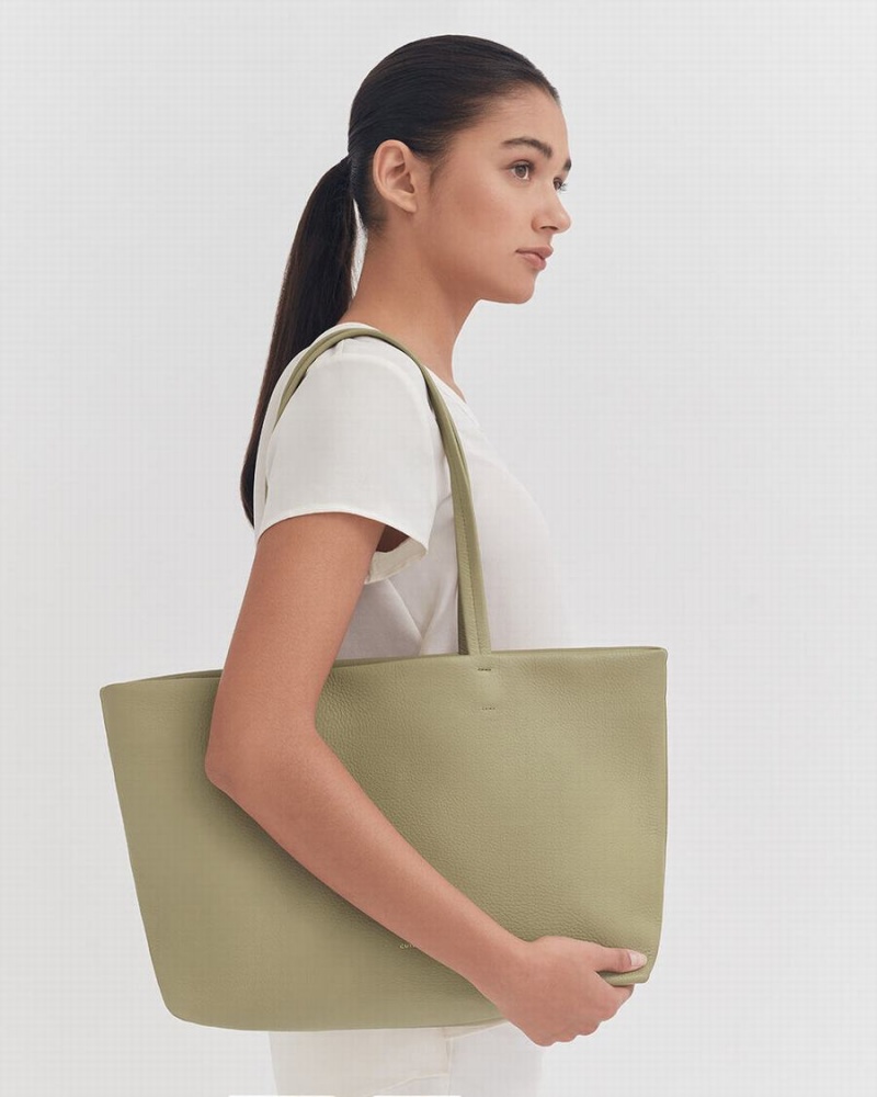 Cuyana Small Easy Women's Tote Bags Green | DRY1218GT