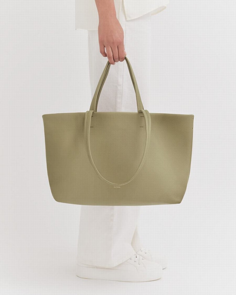 Cuyana Small Easy Women's Tote Bags Green | DRY1218GT